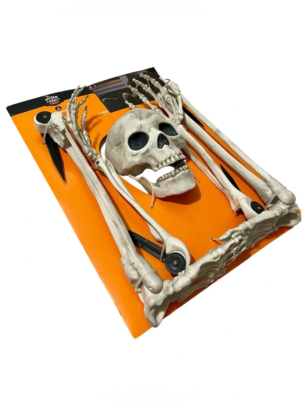 Hyde & EEK! 5pc Skeleton Groundbreaker Set Halloween Decorative Prop
